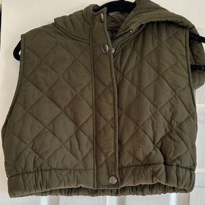 Anthropologie super cropped Quilted Vest - Olive Green